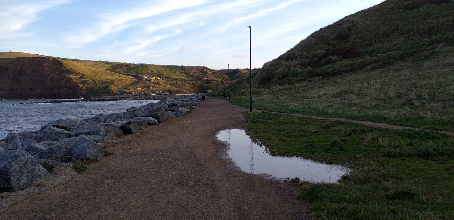 This path leads from the jetty to Skinningrove village